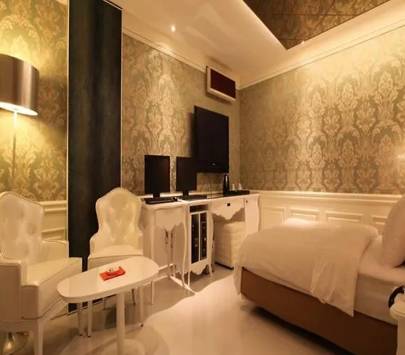Motel Lava Seocho 3*