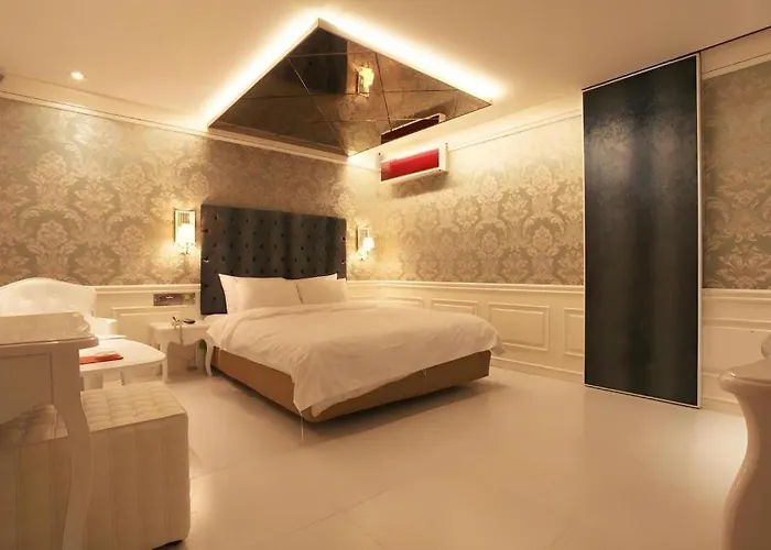 Motel Lava Seocho 3*